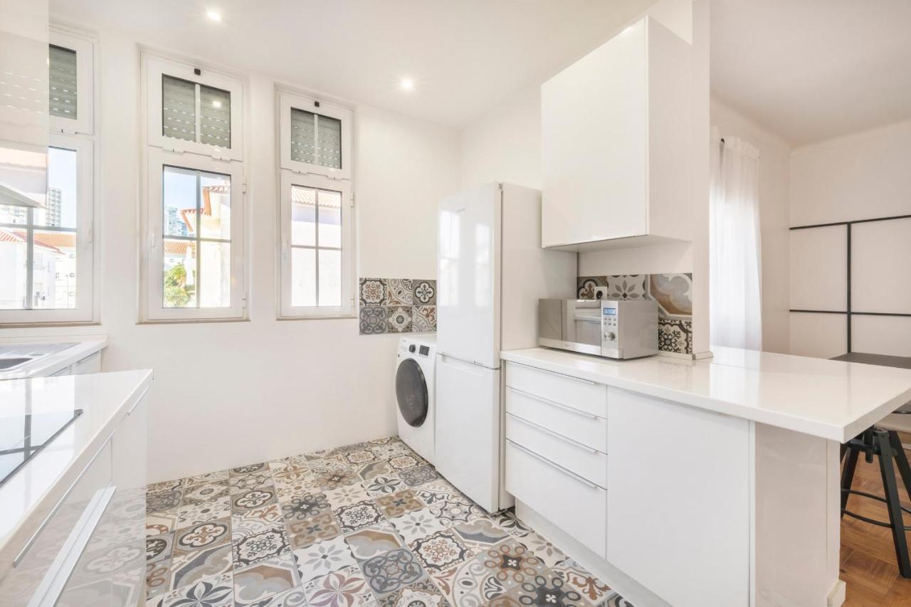 Coral By Olala Homes Apartment